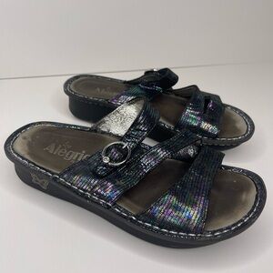 Alegria Womens EU37 US7-7.5 Colette Metallic Rainbow SlipOn Comfort Sandals